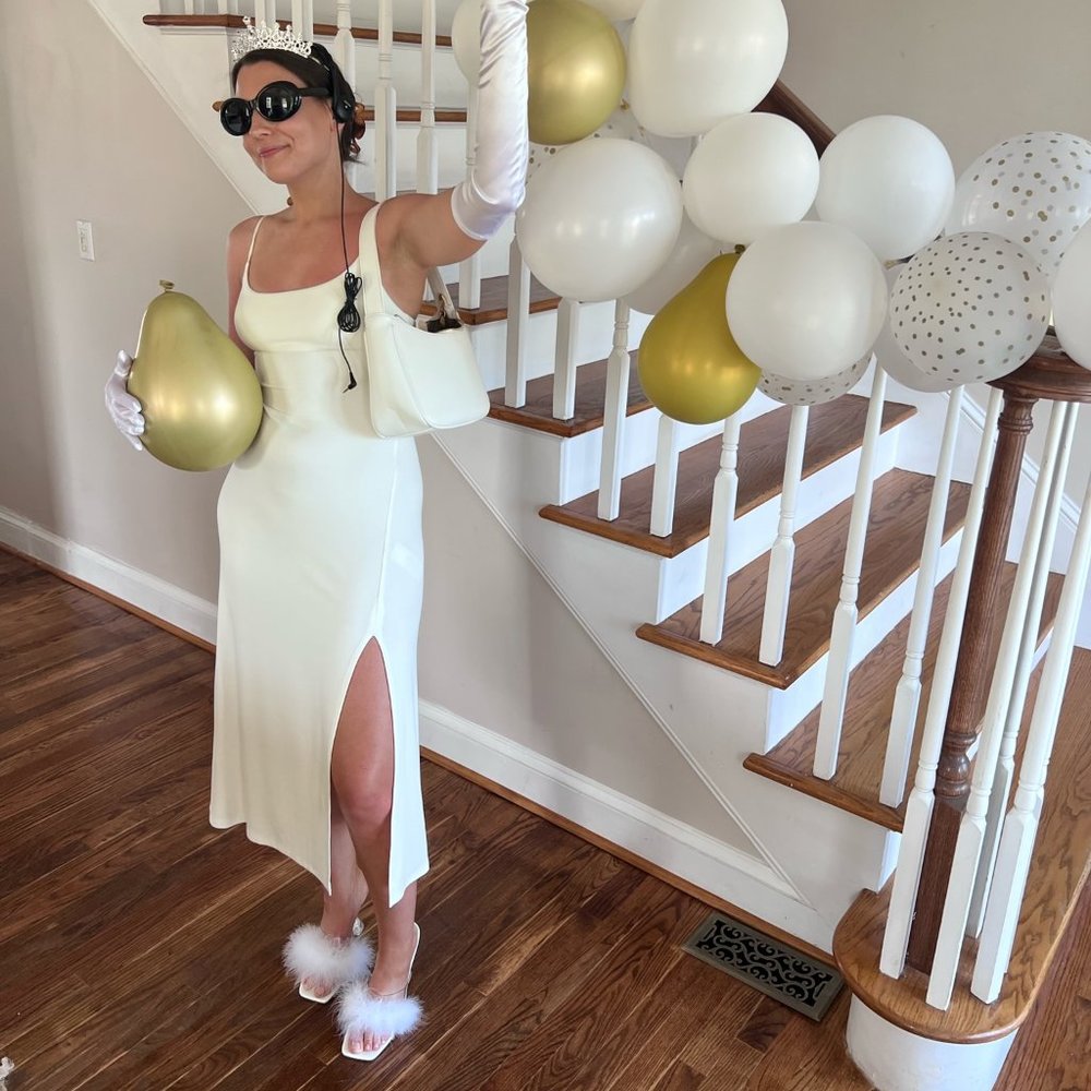 Never worn White Aritizia Dress